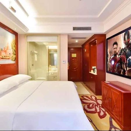 Vienna Hotel Shenzhen Baoneng City Plaza Extérieur photo